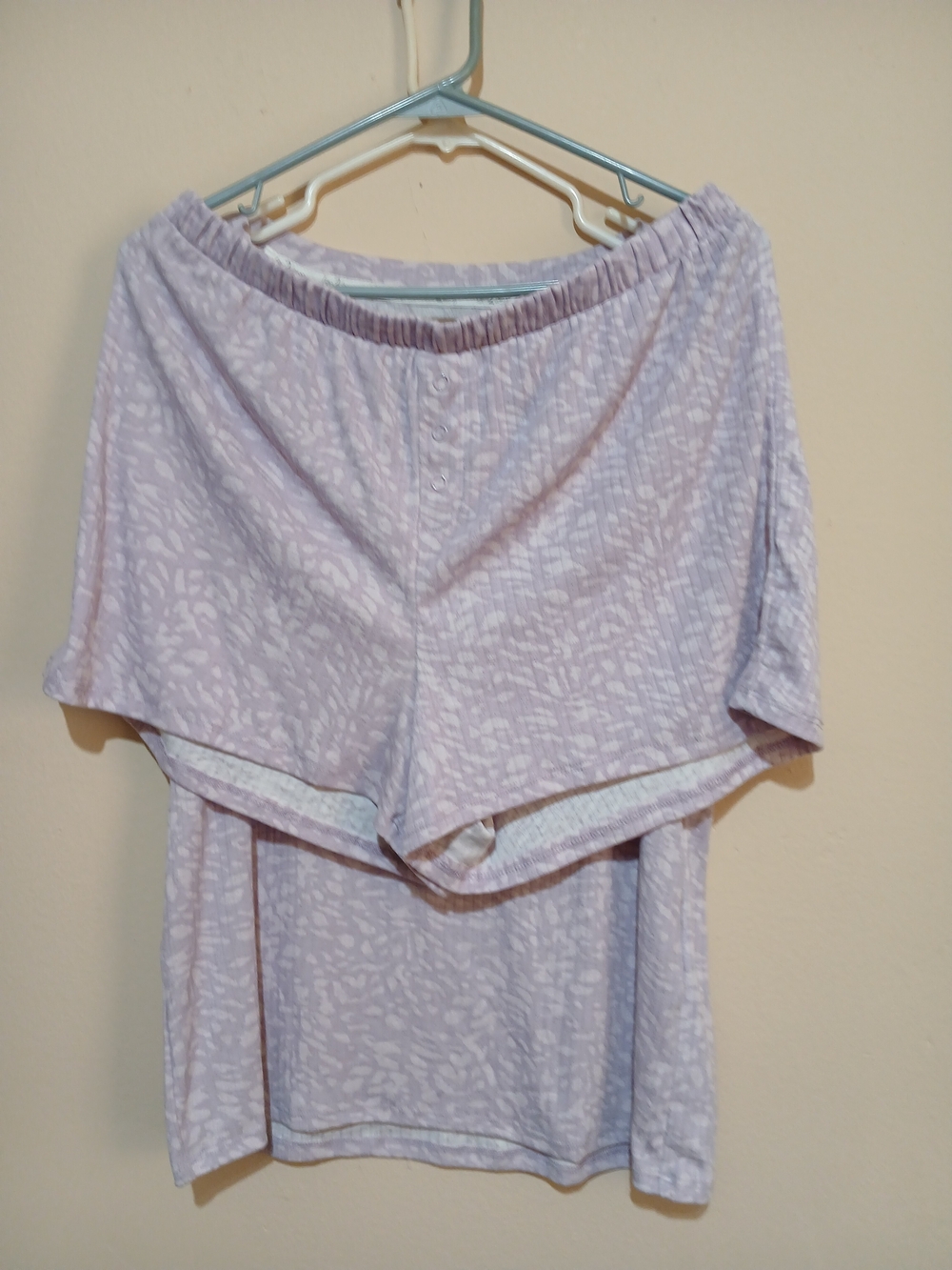 Women's Lavender Printed Pajama Set - Short Sleeve Top & Relaxed Shorts